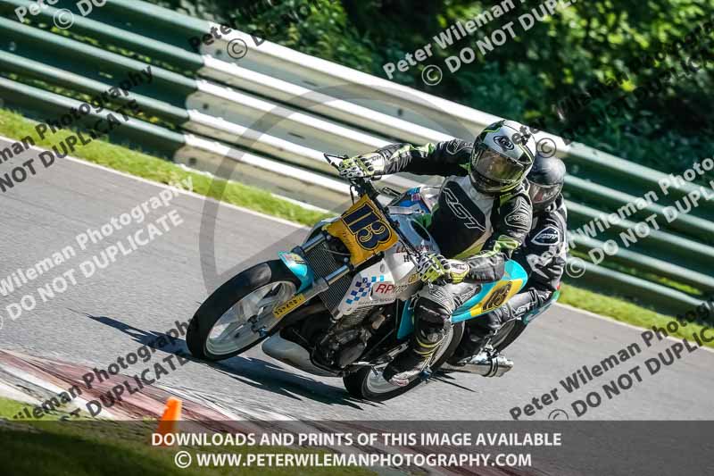 cadwell no limits trackday;cadwell park;cadwell park photographs;cadwell trackday photographs;enduro digital images;event digital images;eventdigitalimages;no limits trackdays;peter wileman photography;racing digital images;trackday digital images;trackday photos